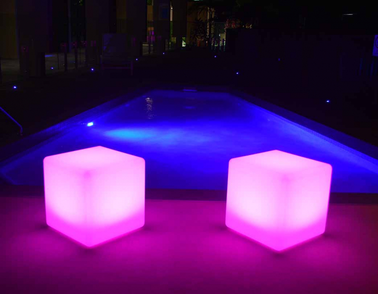 led-glow-cube_303917844_big